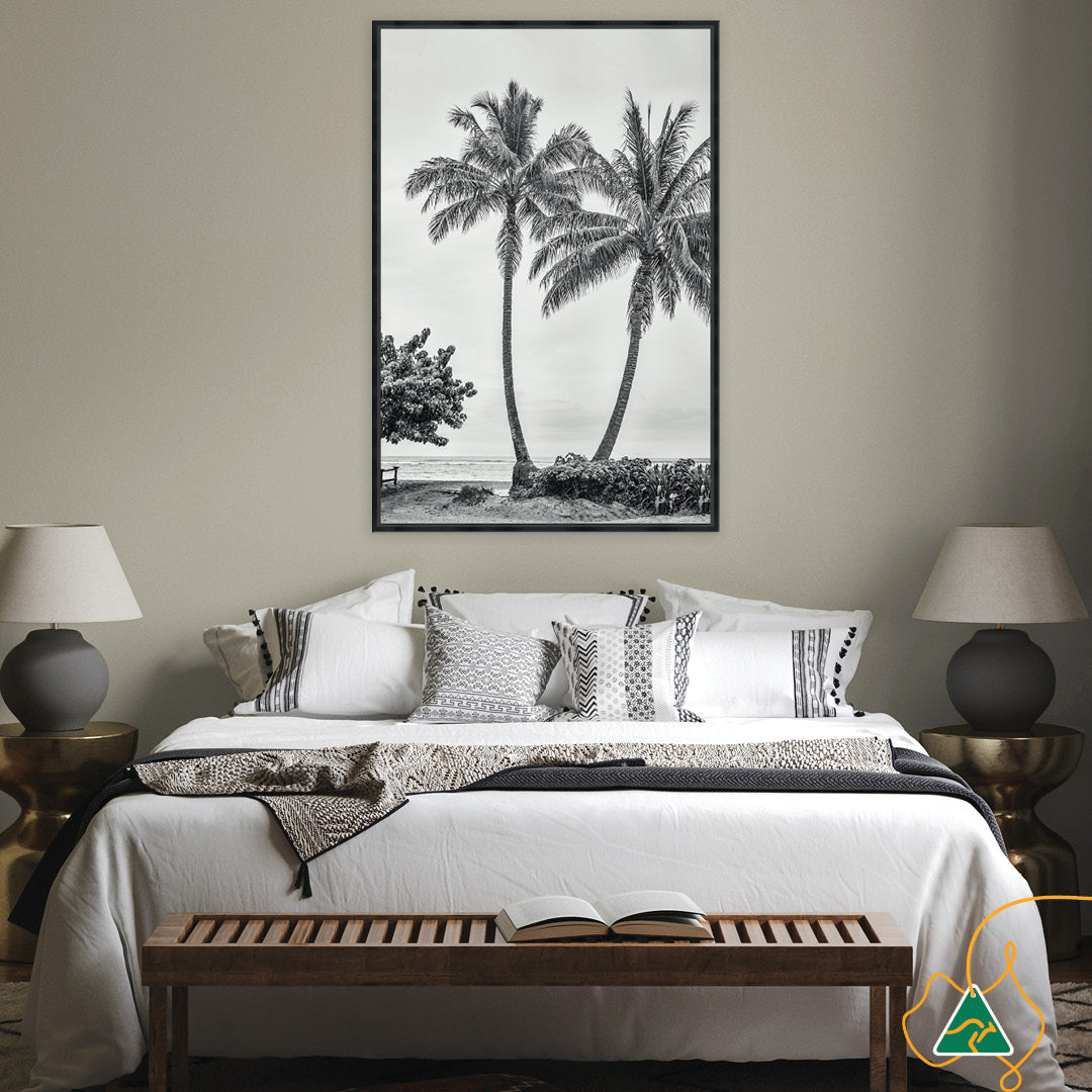 WAIKIKI BEACH I - Framed Canvas