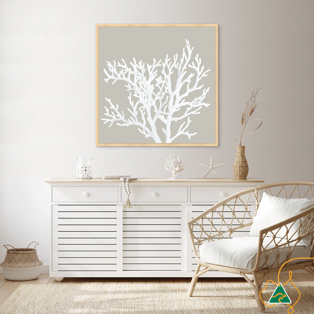 CORAL FOCUS V - Framed Canvas