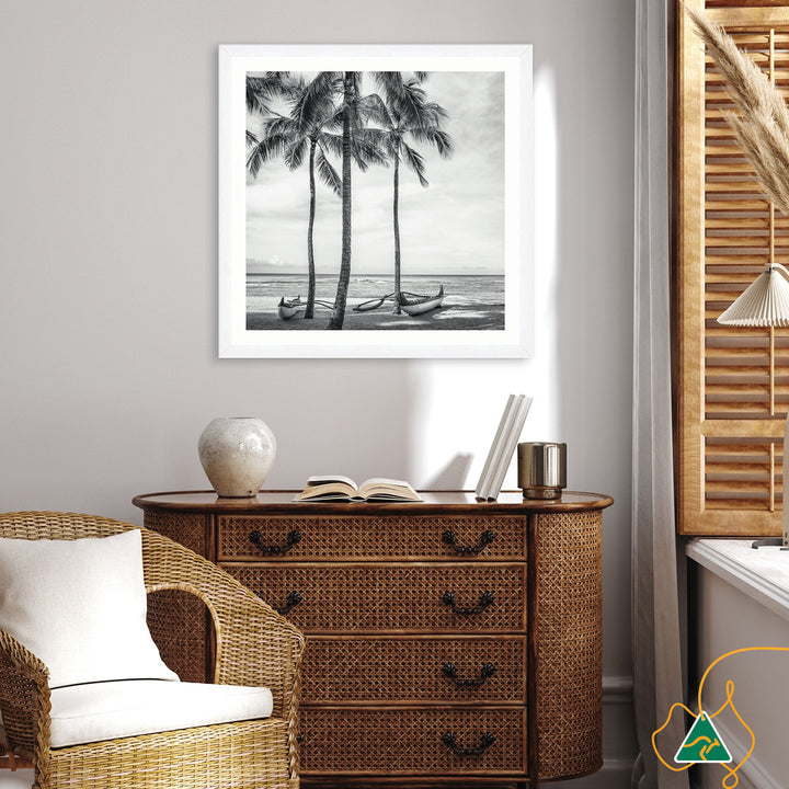 WAIKIKI OUTRIGGER II - Framed Print